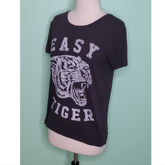 CHASER Easy Tiger Graphic Tee Shirt - Picture 5 of 9